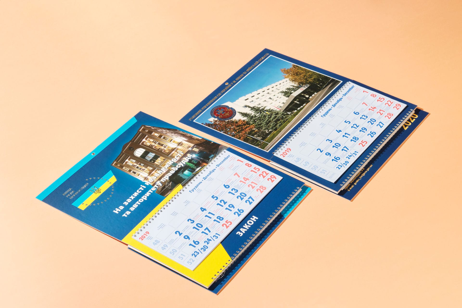 Индивидуальное изготовление календарей в Paket 24